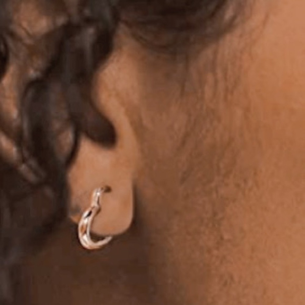 LOVE 14K gold heart huggies - Picture 2 of 3